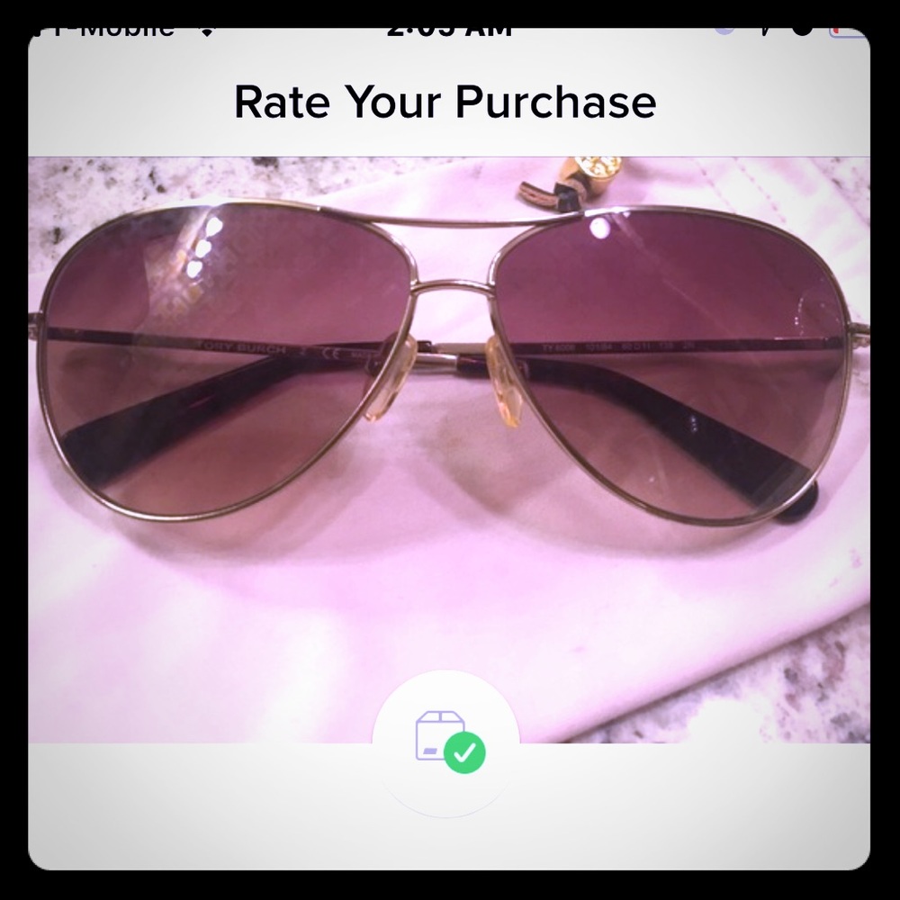 TORY BURCH SUNGLASSES WITH LOGO ON LENSES